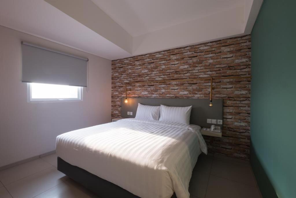 Hotel 88 Bekasi By Wh Eksteriør billede